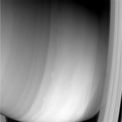 Saturn: clouds and rings from about 8.400.000 Km
nessun commento
Parole chiave: Saturn
