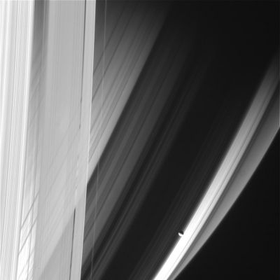 Saturn is not alone... (2)
nessun commento
Parole chiave: Saturn and Company