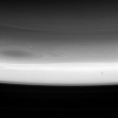 Saturnian hurricane...
nessun commento
Parole chiave: Saturn - Upper Atmosphere