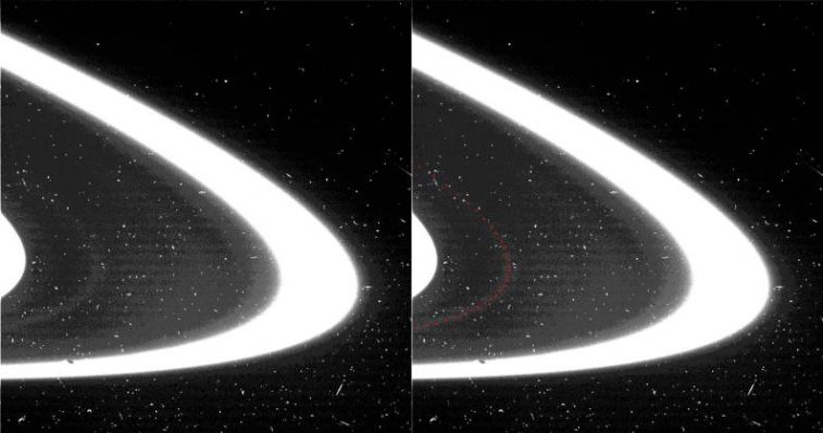 The "F-Ring" (or "Atlas Ring") of Saturn
Riteniamo la dichiarazione che riportiamo qui di seguito di GRANDE INTERESSE, specie per coloro che sappiano dei cosiddetti "Ring-Masters", ossìa i ("Mitologici") Creatori degli Anelli di Saturno: "...Scientists examining Saturn's contorted F-Ring - which has baffled them since its discovery - have found 1  or 2 small bodies orbiting in the F-ring region, and a ring of material associated with Saturn's moon Atlas...". 
Cosa sono questi 1 o 2 "small bodies"? Perchè non si parla di nuovi mini-satelliti?
Parole chiave: The F-Ring of Saturn - Controversial