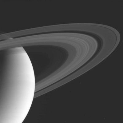 Saturn from approx. 1.600.000 Km
Una splendida ripresa di Saturno che ci permette di familiarizzare con il "Signore degli Anelli". Il particolare di maggiore interesse, secondo noi (ed anche se non siamo certi che si tratti di un oggetto reale), è costituito dal corpuscolo luminoso, dalla forma vagamente allungata, visibile sul margine superiore degli anelli, verso la Sn dell'Osservatore. Si tratta di una Luna minore, di un "clump", o di un difetto dell'immagine (e cioè un "artifact")?...
Parole chiave: Saturn