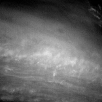 Turbulence (3)
Caption NASA:"W00016804.jpg was taken on August 16, 2006 and received on Earth August 18, 2006. The camera was pointing toward Saturn that, at the time, was approx. 219.458 Km away.
This image was taken using the CB2 and CL2 filters".
Parole chiave: Saturn - Upper Atmosphere