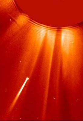A comet approaching the Sun (from SOHO)
Caption NASA originale:"These 3 frames from SOHO's coronograph were taken two hours apart from each other on April 29, 2000. They show a "sungrazer" (SOHO comet discovery number 111) with a long, bright tail headed toward its fiery encounter. 
The Sun itself is hidden behind the coronograph's occulting disk at each frame's upper right". 
Parole chiave: The Sun