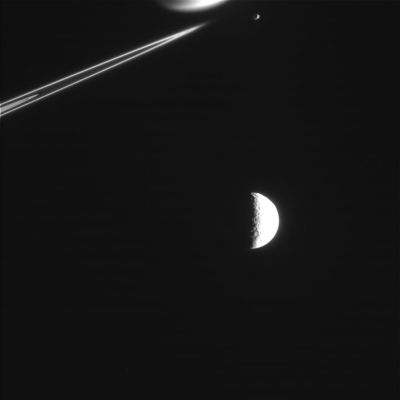 Tethys, Epimetheus and the Rings from approx. 1.226.000 Km
nessun commento
Parole chiave: Saturn's Moons - Tethys