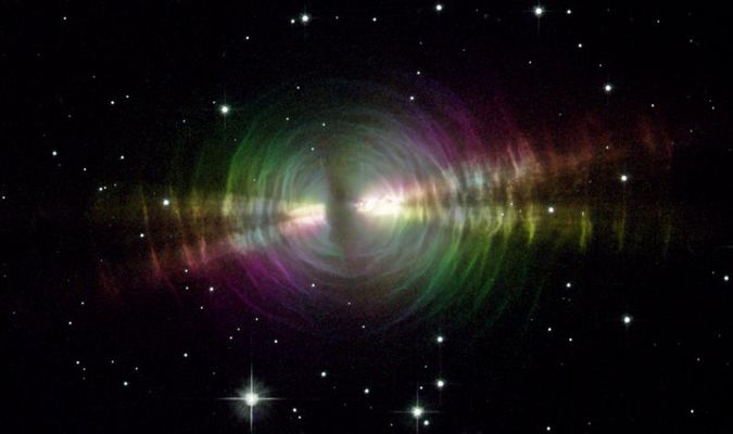 The "Egg Nebula"
"He makes me lie down in green pastures;
He leads me beside still waters;
He restores my soul.

He leads me in right paths,
For His name's sake".

- Psalm 23:2-3
Parole chiave: Hubble Images