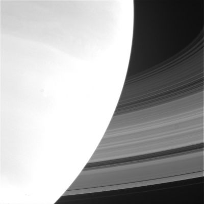 The Rings from app.x 6.300.000 Km
nessun commento
Parole chiave: Saturn's Rings