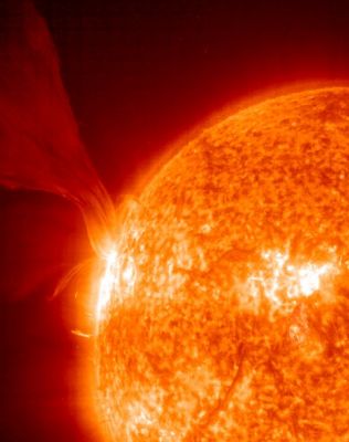 Our "restless" Sun... (6)
nessun commento
Parole chiave: The Sun from Space