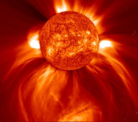 Our "restless" Sun... (10)
nessun commento
Parole chiave: The Sun from Space