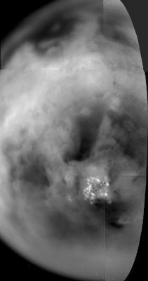Titan from about 340.000 Km
Caption originale da "NASA - Picture of the Day" del 26 Ottobre 2004:"What are these surface features on Titan? This planet-sized moon of Saturn had much of its south polar surface imaged during an initial flyby by the Saturn-orbiting Cassini spacecraft back in early July. The above image mosaic was digitally stitched together from pictures taken at a very specific color of polarized infrared light, a color not absorbed and little scattered by Titan's methane haze. Visible are light and dark regions that are not yet understood. Surface features as small as 10 Km are resolved from about 340.000 Km away. The white region near Titan's South Pole, left of center, is unusually thick clouds also thought to be composed of methane. Today Cassini will swoop to within 1,500 kilometers above Titan and may return data and images that help humanity better understand this strange world".
Parole chiave: Saturn's Moons - Titan
