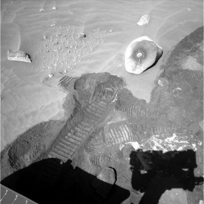 Coated stone: natural or artificial? (2)
vedi commento al frame che precede
Parole chiave: Controversial image