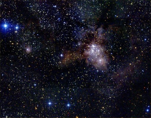 A cradle of young, new Stars
"...Non omne quod licet, honestum est..."

(Regolae Juris)

"...Non tutto ciò che è (tecnicamente) lecito (ossìa non espressamente proibito dalla Legge) è anche onesto..."
Parole chiave: Hubble Images