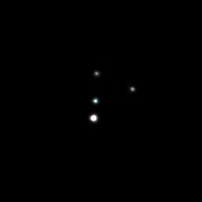 Pluto's System: the best images so far (1)
Ed ora, per concludere, una nostra modesta speculazione: come avete letto e notato, gli Scienziati che stanno studiando le immagini HST, cercano (come ovvio) di ricondurre i possibili movimenti orbitali dei 2 nuovi oggetti individuati nelle immediate prossimità del Sistema Plutone-Caronte agli schemi orbitali tradizionali classici i quali prevedono, in buona sostanza, l'esistenza di un corpo centrale maggiore (il 'Parent-Planet') ed "n" corpi secondari minori ('moons' o 'satellites') che gli orbitano intorno. 
Ebbene, in assenza di dati decisivi e definitivi (per ora), potremmo considerare anche un'altra ipotesi, e cioè che i due nuovi oggetti sìano essi stessi un Sistema Binario (in questo caso "puro", e cioè senza "Parent Planet") il quale si muove attorno al Sistema Plutone-Caronte.
Parole chiave: Pluto's System - Hubble Images