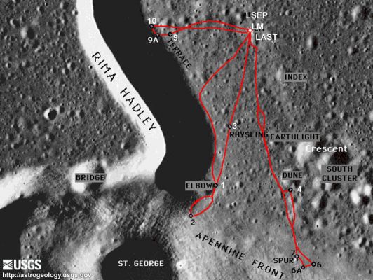The Apollo 15 Landing Site
Siamo riusciti, cercando e ricercando fra i tanti Siti (Governativi e non) che si occupano ancora del Programma Apollo, a reperire delle interessantissime ed estremamente dettagliate Mappe dei siti di allunaggio, comprensive di riferimenti fotografici. Ve le proponiamo così come sono, per il Vostro piacere. Per quanto riguarda Lunar Explorer, ci vorrà parecchio tempo prima di poter esprimere delle compiute valutazioni sull'utilità di questo materiale per le nostre specifiche ricerche. 
Parole chiave: Moon Maps