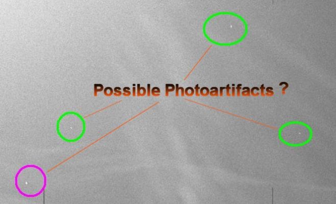 AS 17-136-20698 (HR) - Photoartifacts?
Probabilmente si tratta di photoartifacts o, almeno per tre di essi, questa ci pare l'ipotesi più plausibile, anche se - come ben sapete - non c'è modo di esserne sicuri al 100%...
Parole chiave: Photoartifacts