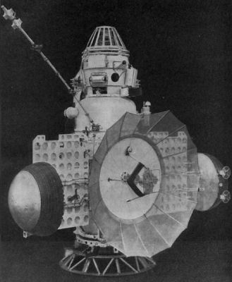 ZOND-3: the Spacecraft
Zond 3 was launched from a Tyazheliy Sputnik (65-056B) Earth orbiting platform towards the Moon and Interplanetary Space on July, 18, 1965. The spacecraft was equipped with an f106 mm camera and TV system that provided automatic inflight film processing. On July 20, Lunar Fly-by occurred approximately 33 hours after launch and at a closest approach of 9200 Km. 25 pictures of very good quality were taken of the Lunar Far-Side from distances of 11.570 to 9960 Km over a period of about 68'. 
The photos covered 19.000.000 square-Km of the Lunar Surface. 
Photo transmissions by facsimile were returned to Earth from a distance of 2,2 MKM and were retransmitted from a distance of 31,5 MKM (some signals still being transmitted from the distance of the orbit of Mars), thus proving the ability of the communications system. 

After the Lunar Fly-by, Zond 3 continued its space exploration moving in a heliocentric orbit.
Parole chiave: Zond-3