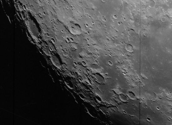 The "Terminator", from ZOND-8
nessun commento
Parole chiave: The Moon from orbit