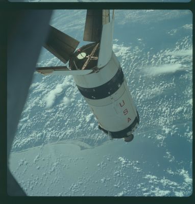 AS 07-03-1545 - Training around the Earth
Parole chiave: Spacecrafts - Apollo 7