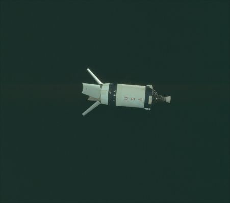 AS 07-04-1578 - Dancers...
nessun commento
Parole chiave: Spacecrafts - Apollo 7