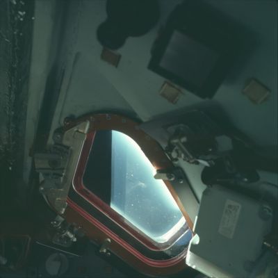 AS 07-04-1601 - Inside the Capsule (1)
nessun commento
Parole chiave: Spacecrafts - Apollo 7 - Interior