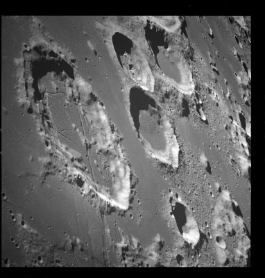 AS 08-13-2225 - Highly cratered Region
nessun commento
Parole chiave: The Moon from orbit - Highly cratered region