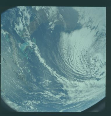 AS 08-16-2581 - A "cloudy" Blue Planet
nessun commento
Parole chiave: The Earth from Space