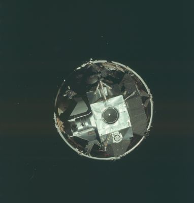 AS 09-19-2909 - The Lunar Module in its "Nest"...
nessun commento
Parole chiave: Spacecrafts - Apollo 9