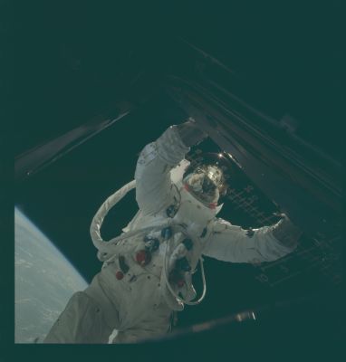 AS 09-20-3097 - Let's go take a (Space) Walk!
nessun commento
Parole chiave: Astronauts