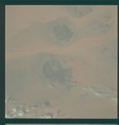 AS 09-23-3533 - Mars-like Earth
nessun commento
Parole chiave: The Earth from orbit