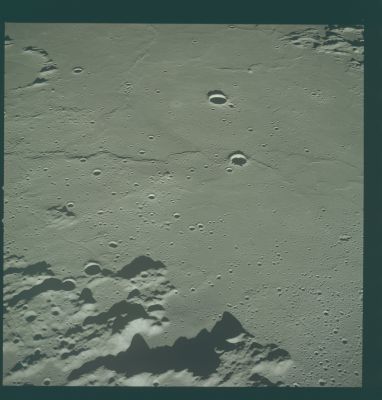 AS 10-27-3905 - Landing Site n. 3
nessun commento
Parole chiave: The Moon from orbit - Perspective Landing Site (n. 3) for Apollo 11