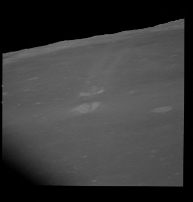 AS 10-30-4423 - Craters Messier and Messier "A" and relevant "Lunar Windstreaks"
nessun commento
Parole chiave: The Moon from orbit - Crater Messier & Messier "A"