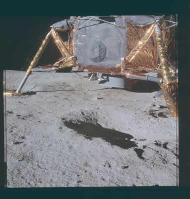 AS 14-66-9259 - The (fragile-looking) Lunar Module
nessun commento
Parole chiave: The Lunar Module