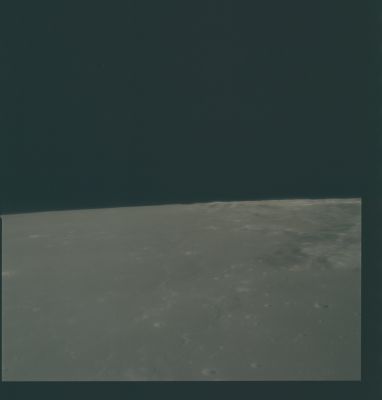 AS 15-91-12388 - Silent Running
nessun commento
Parole chiave: The Moon from orbit