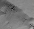 Craters-Lyell_Crater-00.jpg