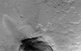 Craters-Unnamed_Crater_in_Arabia_Terra-PIA08473-00.jpg