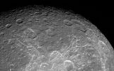 Dione-PIA08256-B.jpg