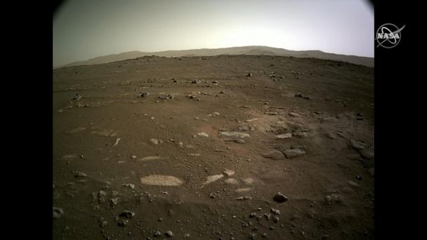 A Beautiful View!
"...Look up at the stars and not down at your feet. Try to make sense of what you see, and wonder about what makes the Universe exist. Be curious..."

Stephen Hawking
Parole chiave: Martian Surface and Sky