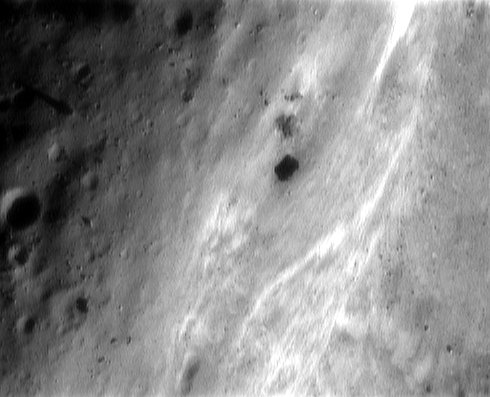 Rocky Outcrop on 433-Eros (3D - credits: Dr G. Barca - Lunexit Team)
nessun commento
Parole chiave: 3D - Asteroids - 433-Eros