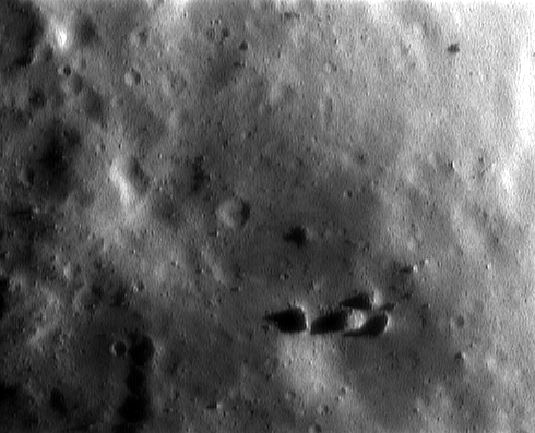 Rocky Outcrop on 433-Eros (3D - credits: Dr G. Barca - Lunexit Team)
nessun commento
Parole chiave: 3D - Asteroids - 433-Eros