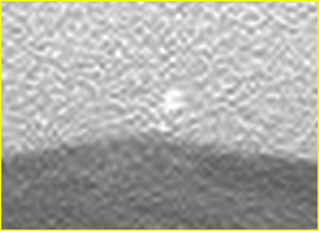 Smoke Emission or just a Camera Artifact? - Sol 2471 (EDM - credits for the research: Ivana Tognoloni - Lunexit Team)
In effetti, come questo EDM mostra in maniera abbastanza eloquente, la sensazione è che "qualcosa" (probabilmente fumi/vapori o magari una colonna di polvere di colore chiaro) effettivamente si solleva dal suolo e poi si va a stagliare contro il Cielo dell'orizzonte lontano. Ma la qualità del frame, oltretutto sgranato dalla magnificazione, non ci permette di dire nulla di definitivo, ahimè, come (quasi) sempre. Un Grande Complimento ed un Bentornato sulle nostre pagine (oltre agli Auguri di una Pasqua serena) alla nostra Amica e Senior Partner, Ivana Tognoloni!
Parole chiave: Martian Horizon - Gusev Crater - Controversial