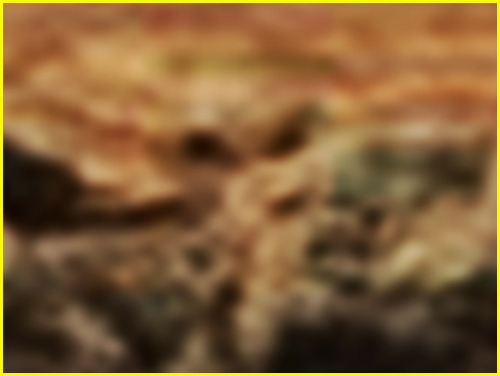 Look who is watching... - Sol 130 (an EDM in Calibrated Natural Colors; credits for the Research: Ivana Tognoloni/Lunar Explorer Italia/Italian Planetary Foundation)
Il "testone" con occhi neri (straordinariamente SIMMETRICI) c'è, e - anche se non siamo in grado di produrre un anaglifo - sembra evidente che esso si posiziona DIETRO al macigno in primo piano e DAVANTI ai macigni sullo sfondo. Giudicate Voi....
Parole chiave: Marftian Surface - Gale Crater - Controversial - The "Alien"