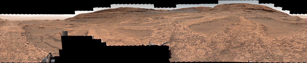 Nevado Sajama - Horizon
The image was taken at a ridgetop site nicknamed “Nevado Sajama,” where Curiosity collected a rock sample using a drill on the end of its Robotic Arm. 
Since May 2025, Curiosity has been exploring a region full of geologic formations called boxwork, which crisscross the surface for miles and look like giant spiderwebs when viewed from space. 
The new panorama shows them as they really are: low ridges standing roughly 3 to 6 feet (1 to 2 meters) tall and about 30 feet (9 meters) across with sandy hollows in between.
Parole chiave: Gale Crater