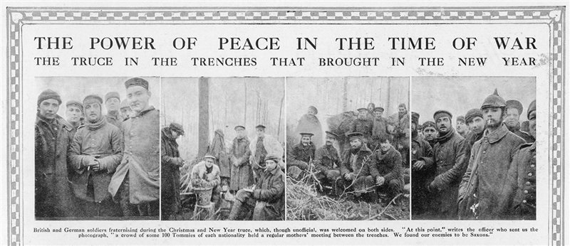 Peace? It is up to the Soldiers...
Belgio, primo anno della Prima Guerra Mondiale, trincee della Fiandre a sud di Ypres, notte di Natale 1914: senza che nulla fosse concordato, i soldati degli opposti schieramenti cessarono il fuoco. Un fatto inaspettato ed impensabile: una tregua spontanea. 

Forse, oggi, piu' che vane preghiere ed appelli accorati ed ipocriti per una Pace che non esiste, varrebbe la pena ricordare quello che accadde il 25 Dicembre 1914. Ed imparare.

Buon Natale! Joyeux Noel! Merry Christmas! Frohe Weihnachten!
