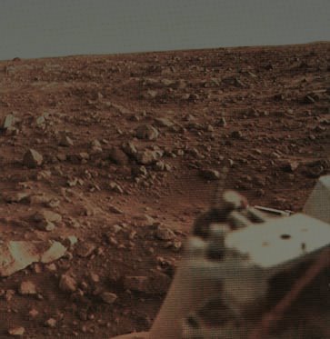 The "Golden Plain" (Absolute Natural Colors; credits for the additional process. and color.: Dr Paolo C. Fienga - Lunexit Team)
The Viking 1 Lander touched down in Western Chryse Planitia at 11:53:06 UT (such as 16:13 M.L.T. - Middle Afternoon). Approximately 22 Kg of propellants were left at landing.
Parole chiave: Martian Horizon - Chrise Planitia