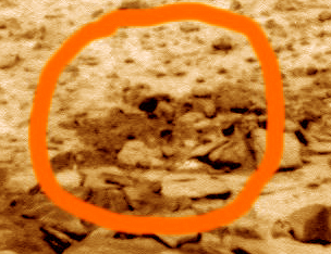 Extremely Unusual Rocks and Landforms (extra-detail mgnf; credits: Enzo Lojacono)
nessun commento
Parole chiave: Martian Surface - Unusual Surface Feature - The "Face"