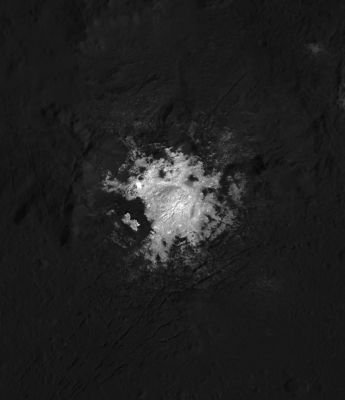 Cerealia Facula
Caption NASA Originale"This mosaic of Cerealia Facula is based on images obtained by NASA's Dawn Spacecraft in its second extended mission, from an altitude as low as about 21 miles (such as approx. 33,79 Km). The contrast in resolution obtained by the two phases is visible here, reflected by a few gaps in the high-resolution coverage. This image is superposed to a similar scene acquired in the low-altitude mapping orbit of the mission from an altitude of about 240 miles (i.e. approx. 386,24 km). 

The increased resolution afforded by the low altitude is revealing intimate details about the relationships between bright and dark materials across the Facula (---> Bright Spot), which will help resolve the mystery of its origin.

Cerealia Facula is located at about 19,7° North Latitude and 239,6° East Longitude".
Parole chiave: Dwarf Planets - 1-Ceres