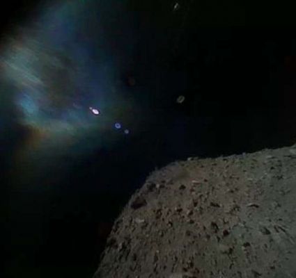 162173 Ryugu - Sunlit, and almost Sunstruck...
nessun commento
Parole chiave: Asteroids - 162173 Ryugu