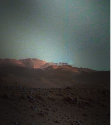 ...Strange...
nessun commento
Parole chiave: Martian Surface and Sky