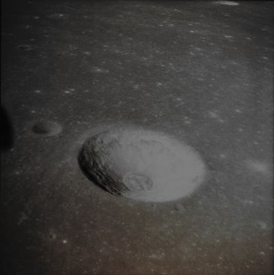 AS 10-29-4254 - Impact Crater (Absolute Natural Colors; credits for the additional process. and color.: Dr Paolo C. Fienga - Lunexit Team)
Image Collection:  70mm Hasselblad 
Mission:  10 
Magazine:  29 
Magazine Letter:  P 
Latitude (centered): approx.:  1Â° South 
Longitude: approx. 48Â° East
Film Type:  3400 
Film Width:  70 mm 
Film Color:  black & white 
Parole chiave: The Moon from Space - Craters - Impact Crater