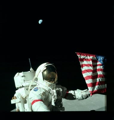 AS 17-134-20387 - The Man, The Flag, The Earth (Absolute Natural Colors; credits for the additional process. and color.: Dr Paolo C. Fienga - Lunexit Team) 
nessun commento
Parole chiave: Astronaut on the Moon