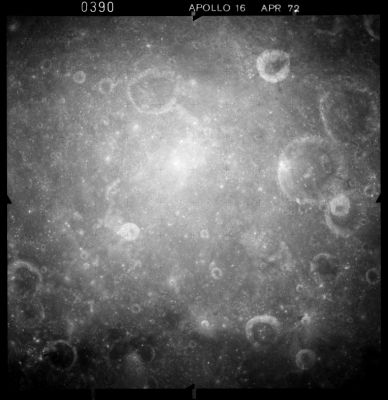 AS 16-m-0390 - metric frames - Highly Cratered Region
nessun commento
Parole chiave: The Moon from orbit - Cratered Area
